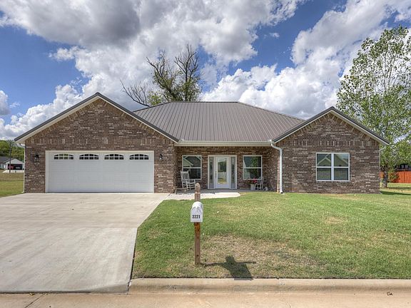 3rd image of 2221 Bennett Wilson Drive