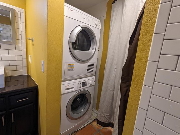 5th image of 12053 Emelita St APT 8