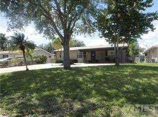 305 Balsam St, Palm Beach Gardens, FL 33410