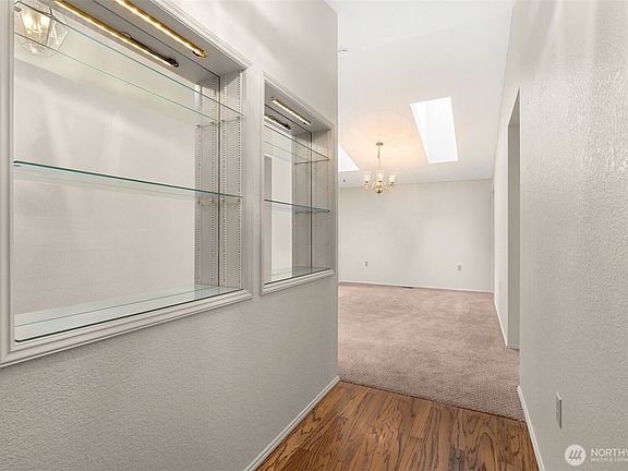 5th image of 117 Hawthorn Lane