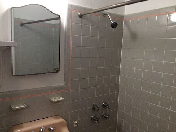 5th image of 115 8th Ave APT 6