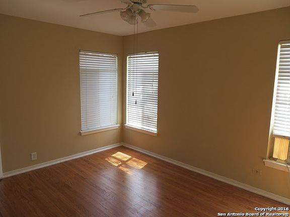 5th image of 158 Kinder Dr