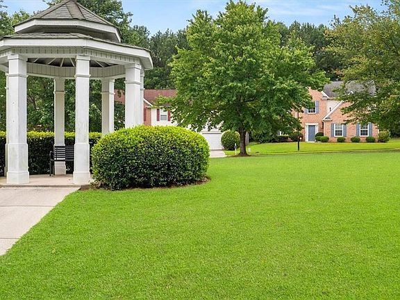 3rd image of 7648 Cozy Ln