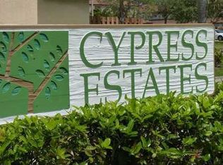 1300 Cypress Way W, Palm Springs, FL 33406