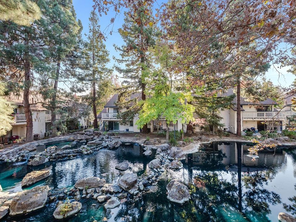 1st image of 2215 Summereve Ct