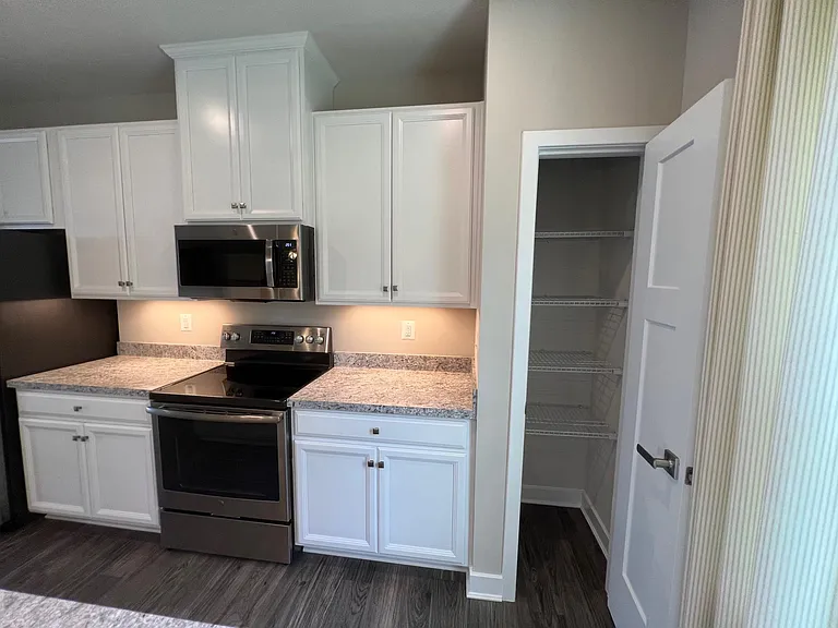 1903 Spearfish Ct — Photo 40