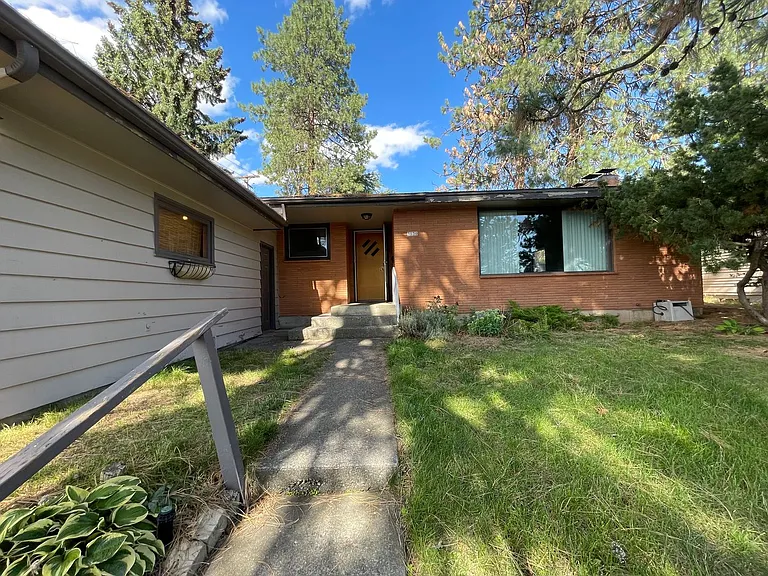 5630 N Greenwood Blvd — Photo 21