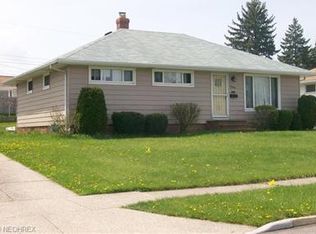 3283 Hetzel Dr, Parma, OH