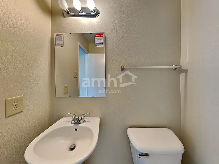 1221 Redwood Dr — Photo 16