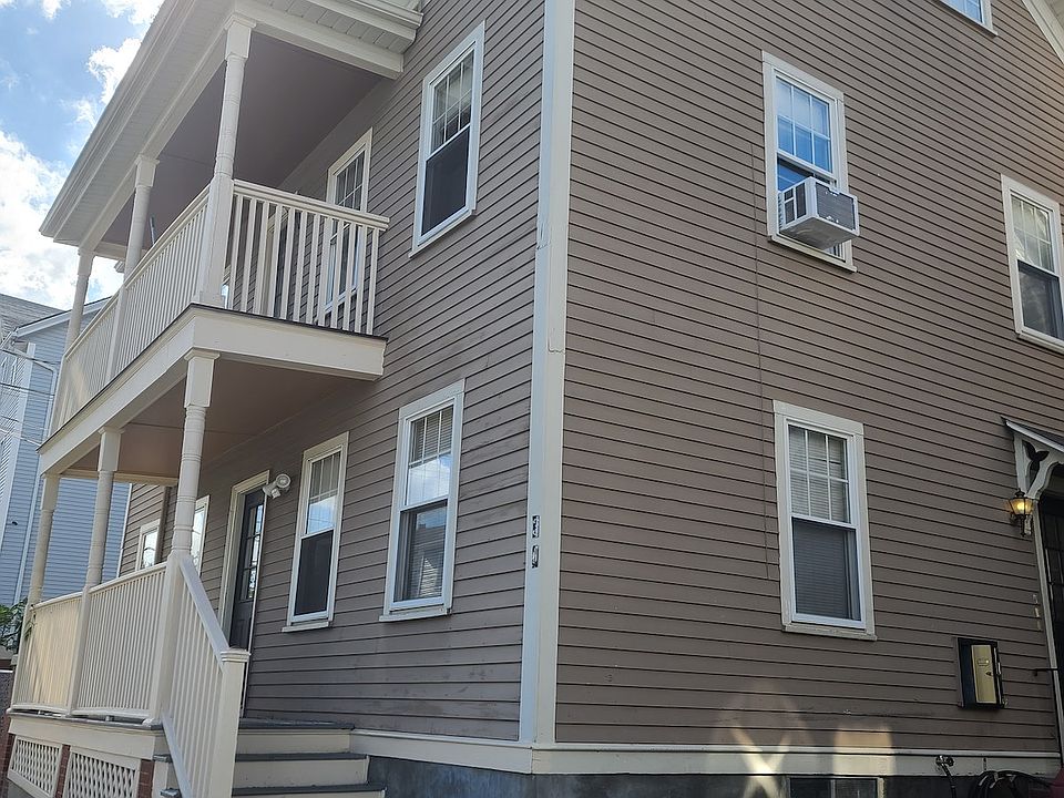 1st image of 31 Moore St #2