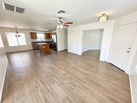 5th image of 40117 W Hayden Dr