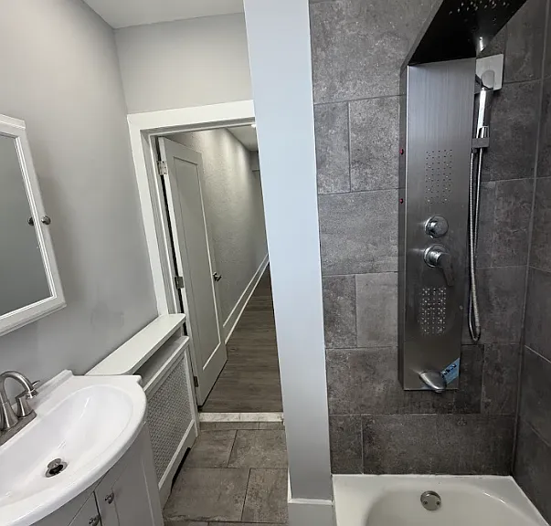 264 E Cliveden St #103 — Photo 4
