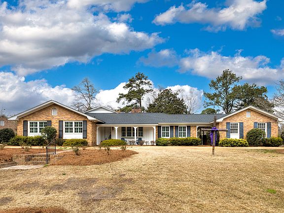 2nd image of 20 Tucson Dr