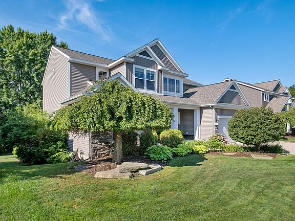 3rd image of 3086 Blairwood Ct