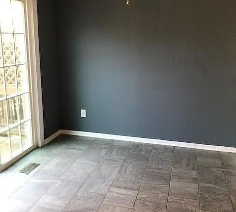 3rd image of 7824 Colonial Springs Blvd