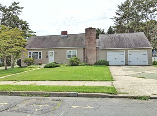 216-222 W Lynnwood St, Allentown, PA 18103