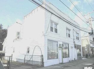 4 Evans Ave, Elmont, NY 11003