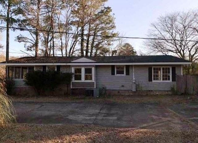 1st image of 131 Hood Rd