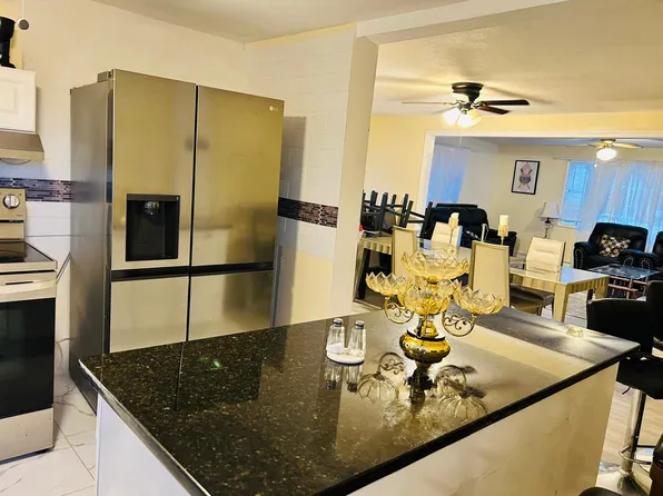 1246 Somerset Ave Floor 2, Taunton, MA 02780