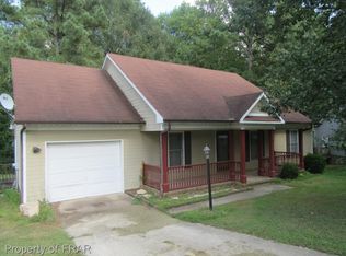 6748 Saint Julian Way, Fayetteville, NC 28314