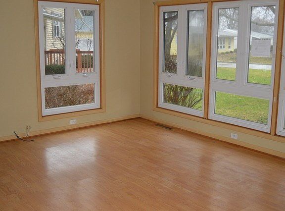 2nd image of 1306 Theresa Ln