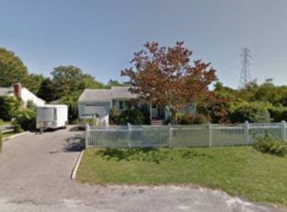 24 Windward Way, Southampton, NY 11968