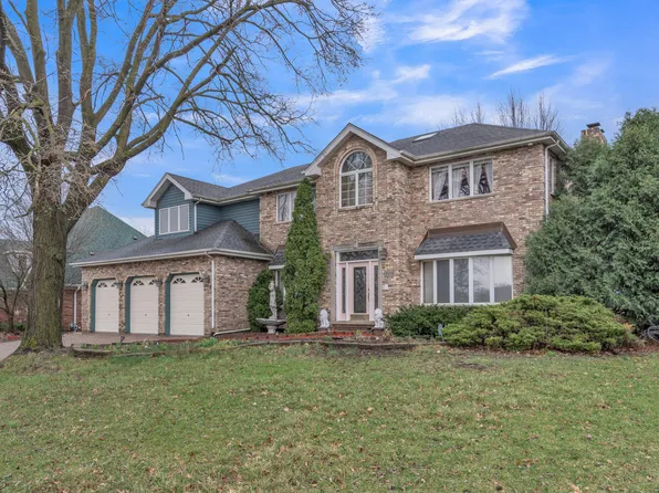 8005 Trafalgar Ct, Orland Park, IL 60462