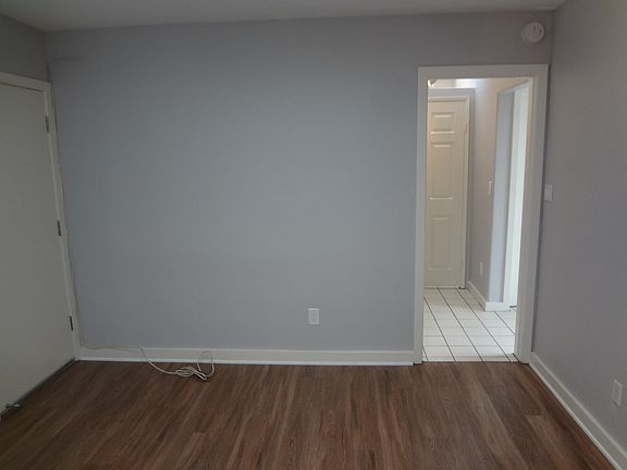 3rd image of 939 Turquoise St APT E