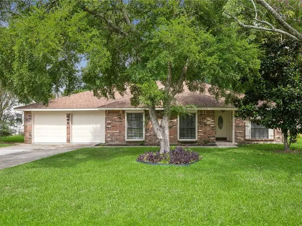 444 Water Oak Ln, Mandeville, LA 70471
