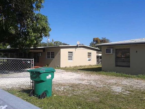 5th image of 9945 NW 22 Ave