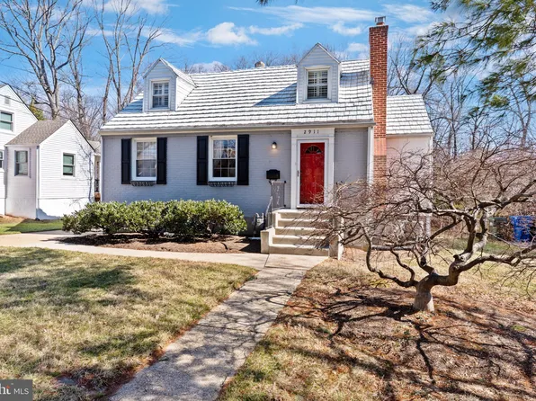 2911 Adams Pl, Falls Church, VA 22042
