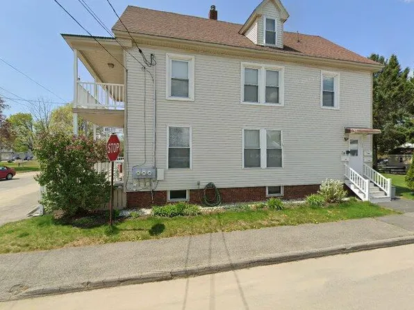 36 Halifax St #2, Waterville, ME 04901