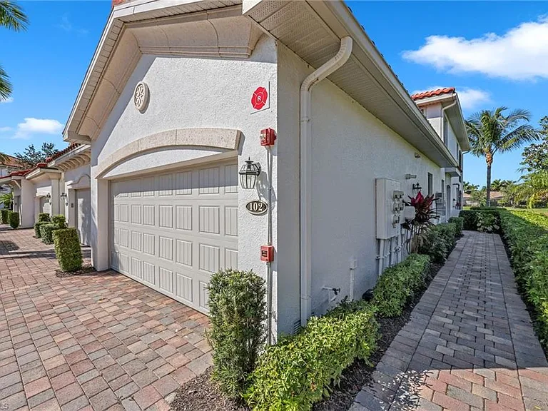 3159 Serena Ln #102 — Photo 34