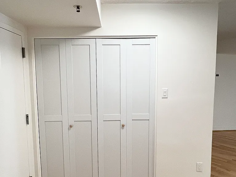 7500 Woodmont Ave #314 — Photo 9