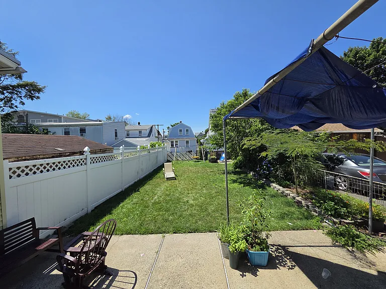 291 Highland Ave — Photo 10