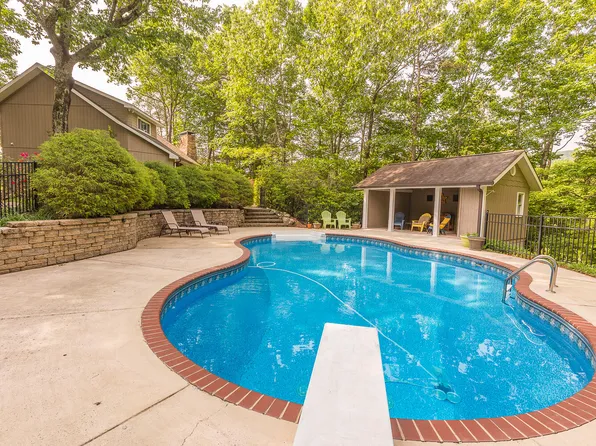 1558 Powder Springs Cir, Flintstone, GA 30725