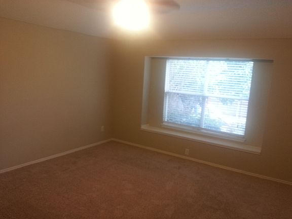 2nd image of 6804 Highland Crest Ln