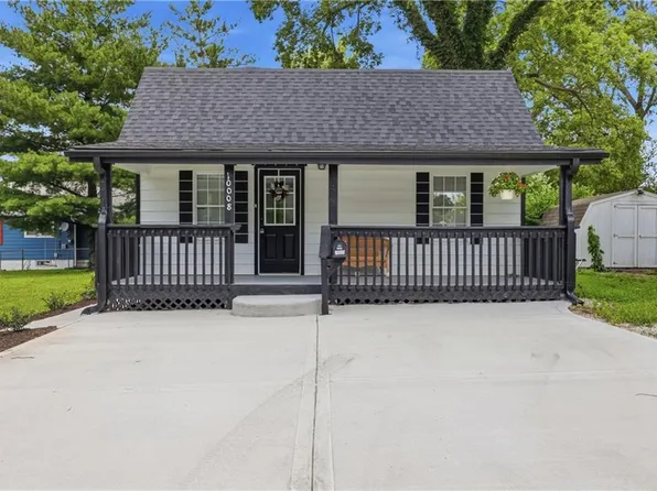10008 E 15th St, Independence, MO 64052