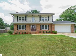 618 Andre Ct, Spartanburg, SC 29301