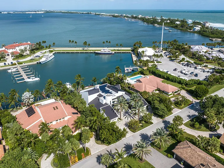 6879 SE South Marina Way — Photo 49