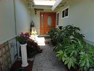 3rd image of 5330 Lenora Ave
