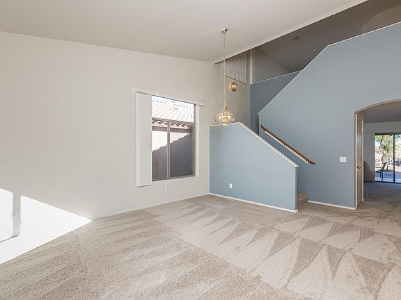 4th image of 40416 W Hayden Dr