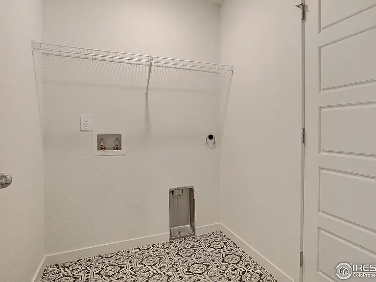 281 Cardinal St — Photo 19