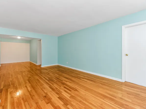 1165 East 54th Street image 6 of 21