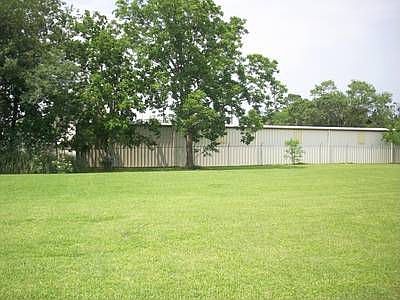 4th image of 1501 Gertsner Memorial Dr