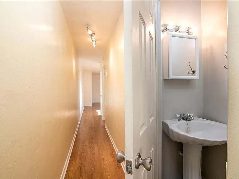 43 N Sherman St #101 — Photo 7