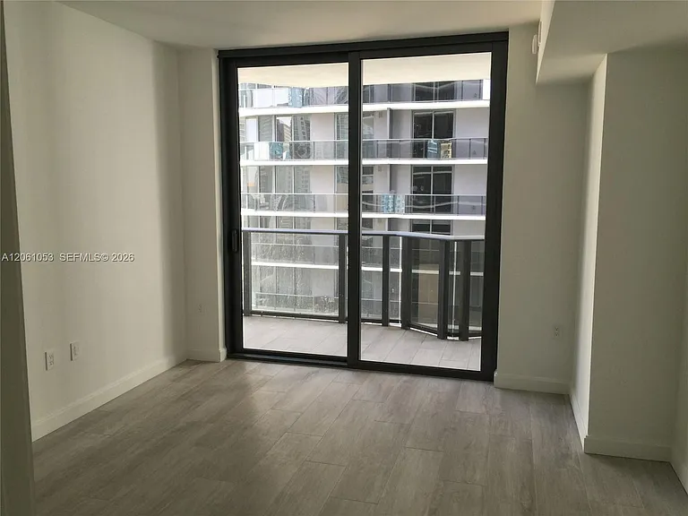 45 SW 9th St #1607 — Photo 4