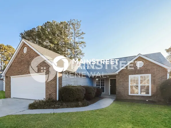 110 Landing Dr, Fayetteville, GA 30214