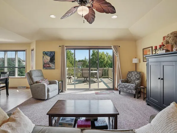W1433 Stoney Brook COURT, Ixonia, WI 53036