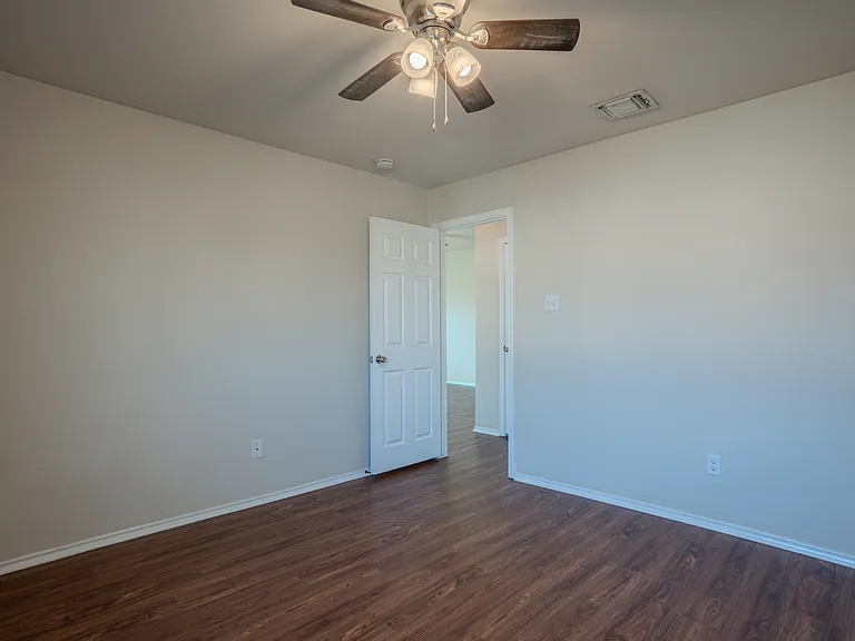 6217 Dorothy Muree Dr — Photo 18